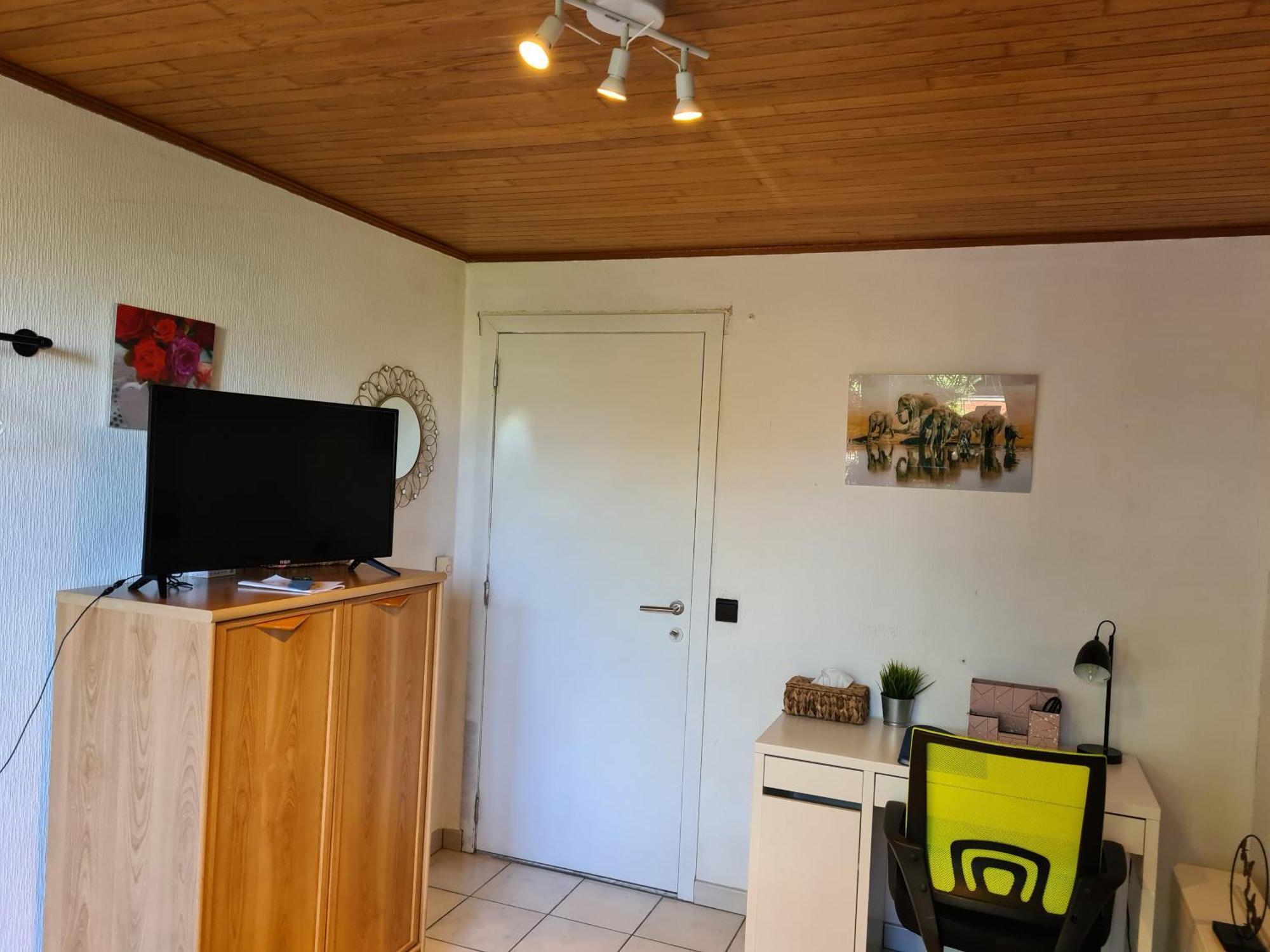 Homestay Gent-Merelbeke Self Check-In Service Melle Стая снимка